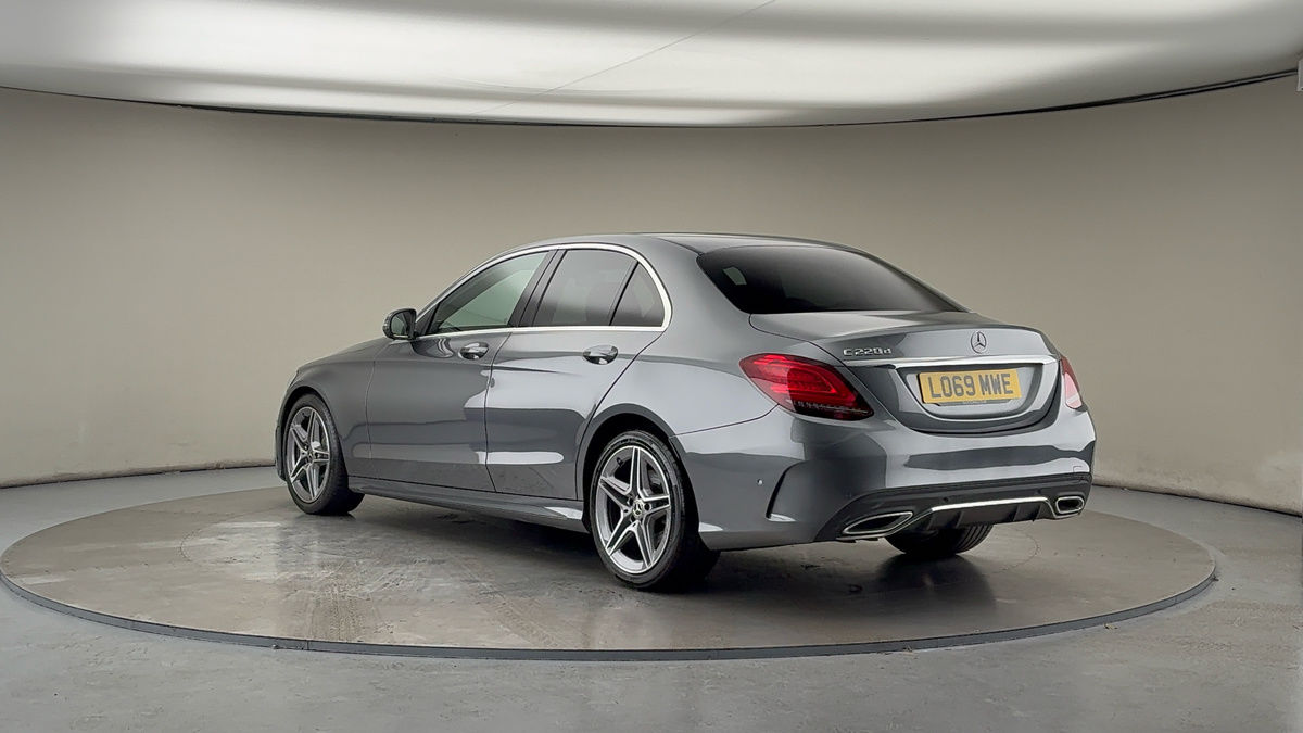 Used Mercedes-Benz C Class 2019 for sale - 76470849: Photo 3