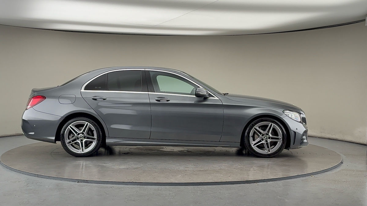 Used Mercedes-Benz C Class 2019 for sale - 76470849: Photo 31