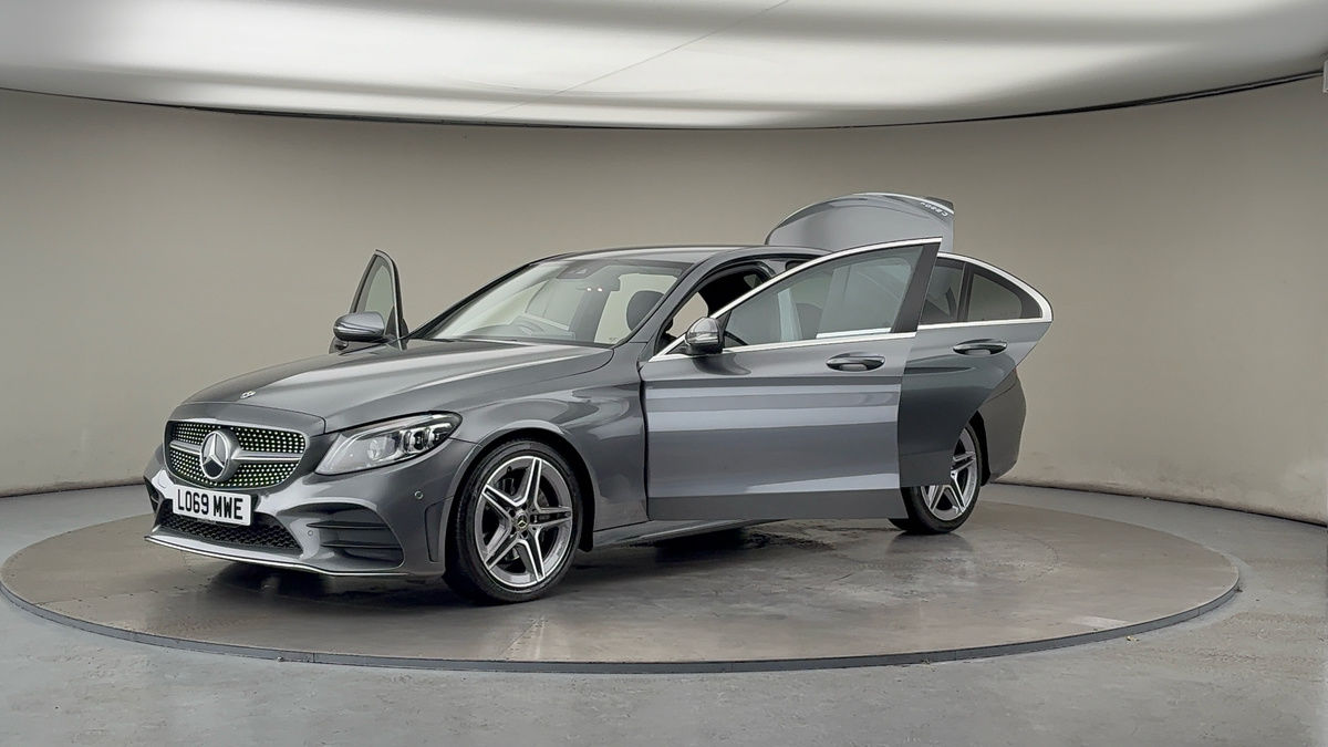 Used Mercedes-Benz C Class 2019 for sale - 76470849: Photo 43