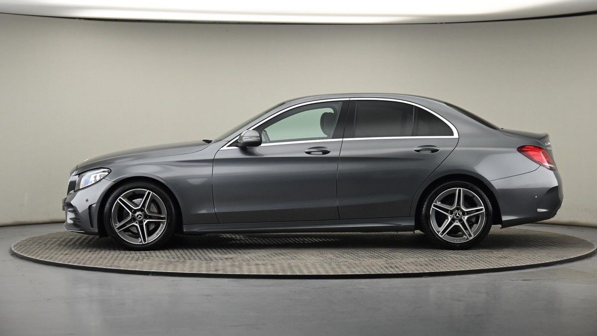 Used Mercedes-Benz C Class 2019 for sale - 76470849: Photo 44