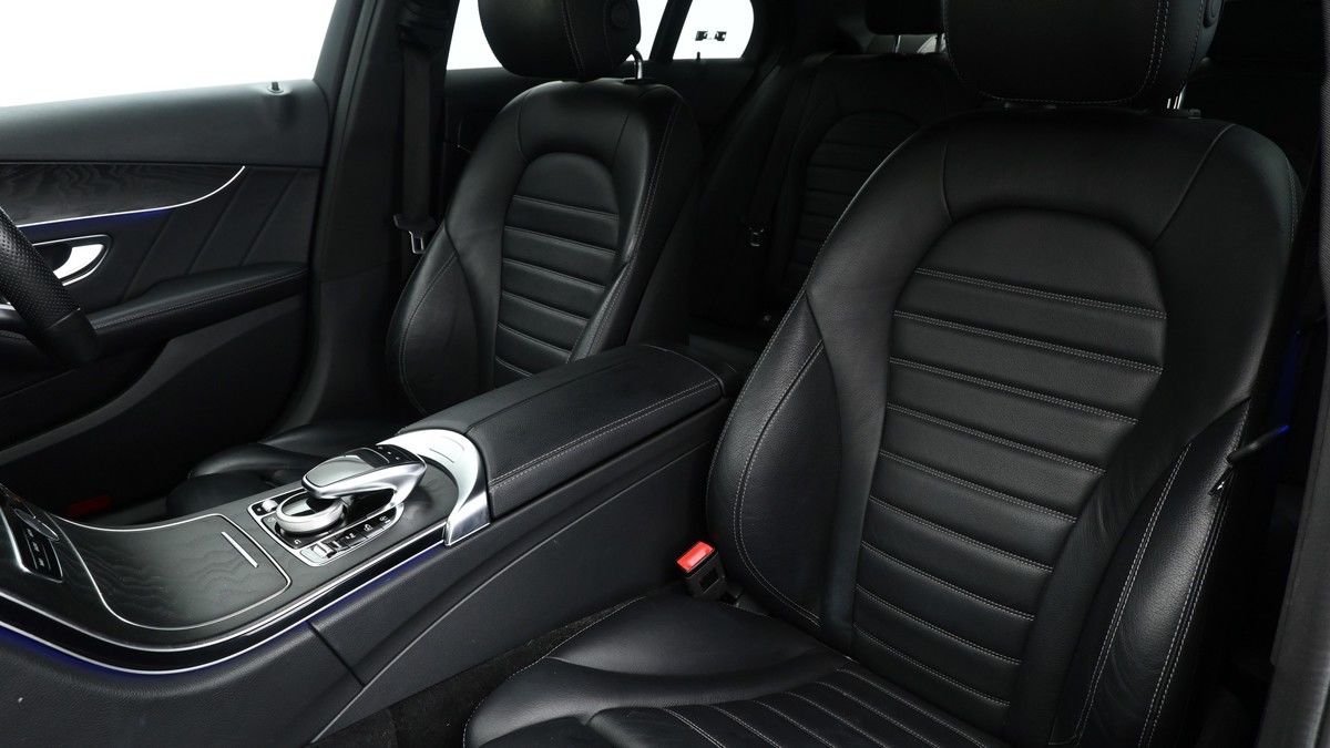 Used Mercedes-Benz C Class 2019 for sale - 76470849: Photo 6