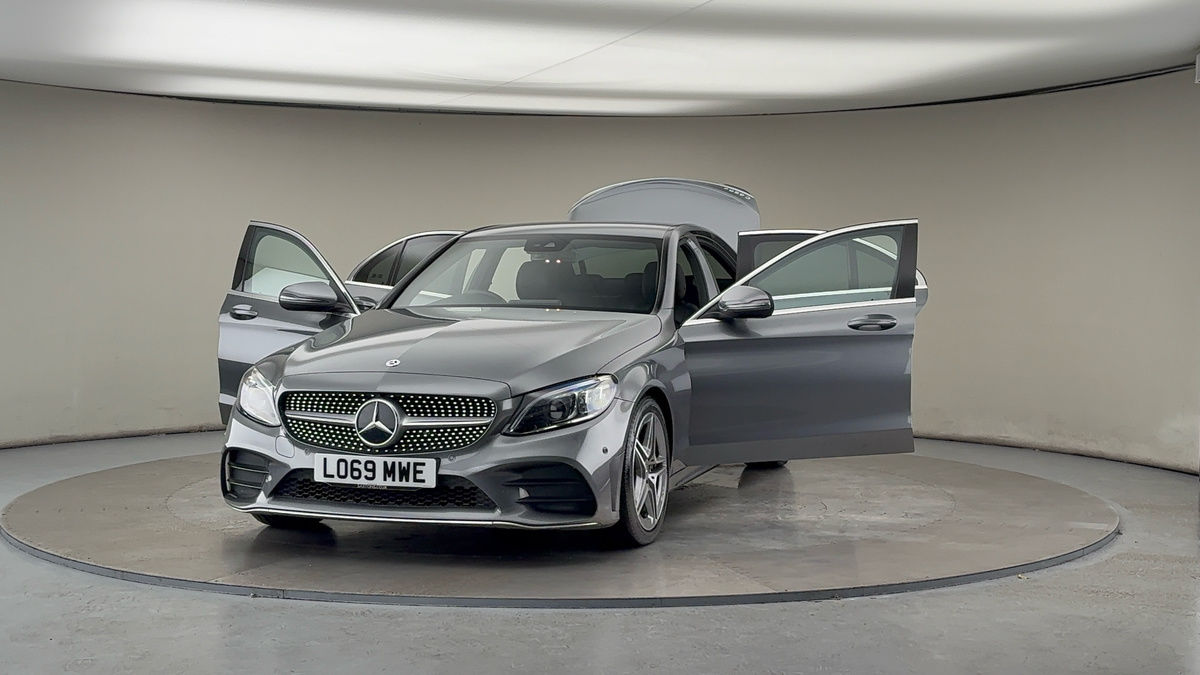 Used Mercedes-Benz C Class 2019 for sale - 76470849: Photo 93