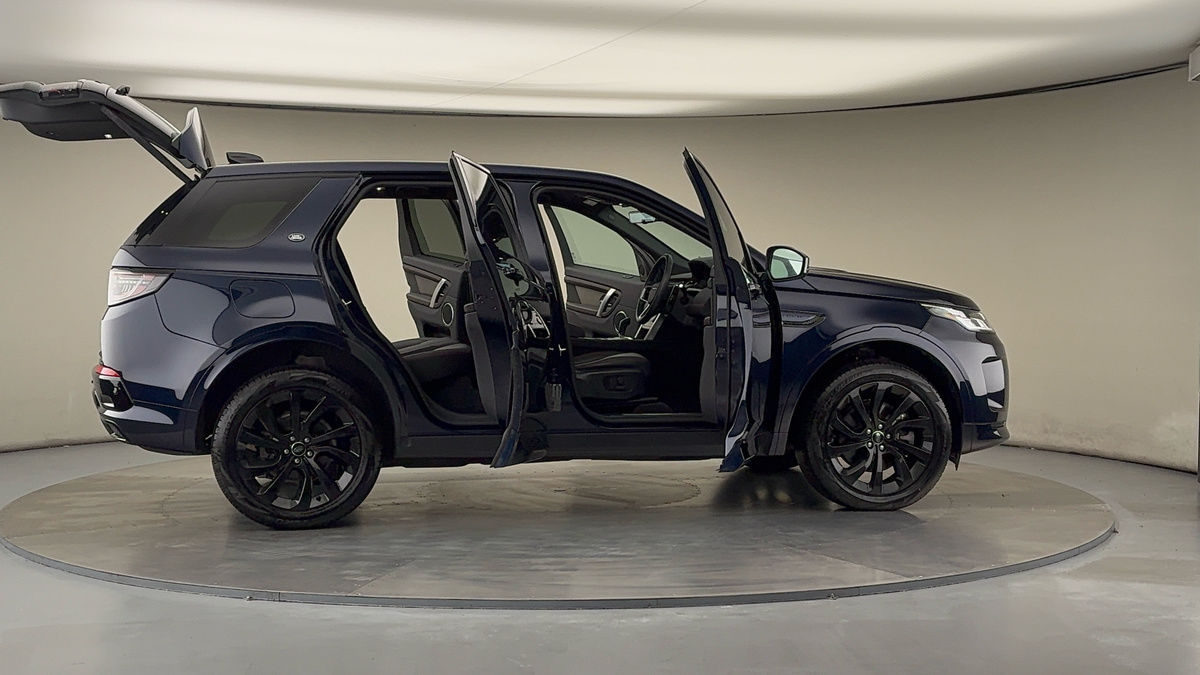 Used Land Rover Discovery Sport 2022 for sale - 76119511: Photo 56