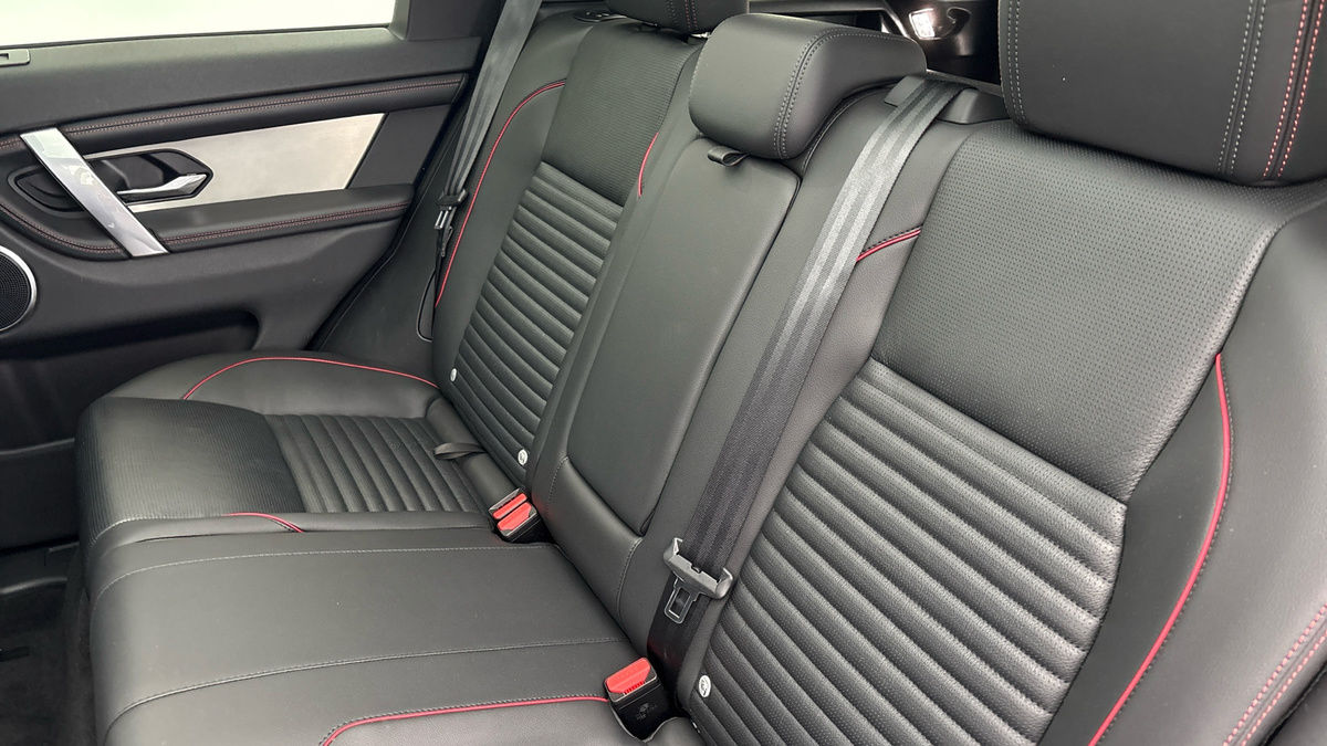 Used Land Rover Discovery Sport 2022 for sale - 76119511: Photo 8