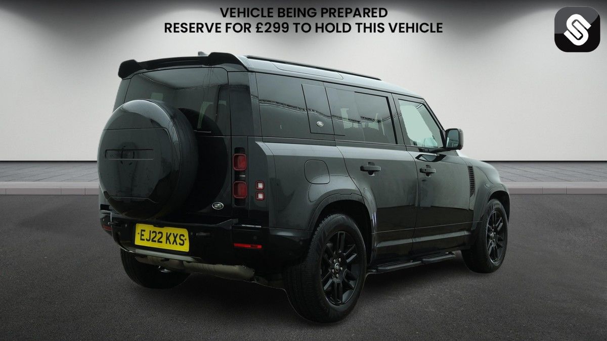 Used Land Rover Defender 110 2022 for sale - 77749388: Photo 4