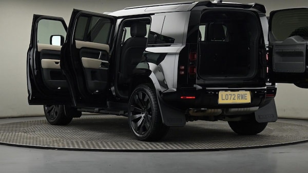 Used Land Rover Defender 110 2023 for sale - 74593384: Photo 29