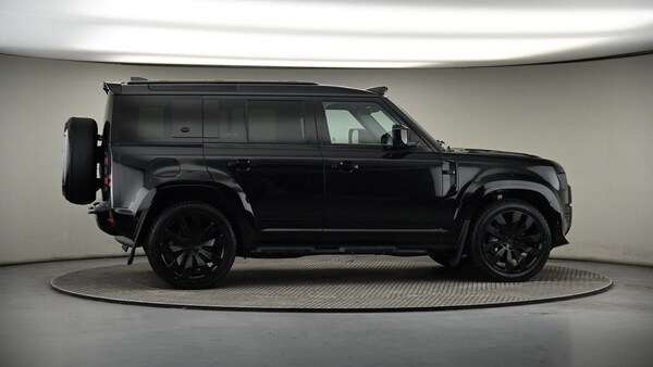 Used Land Rover Defender 110 2023 for sale - 74593384: Photo 42