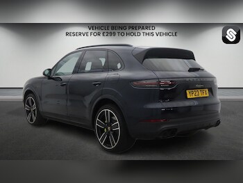 Used Porsche Cayenne 2023 for sale - 78960279: Photo