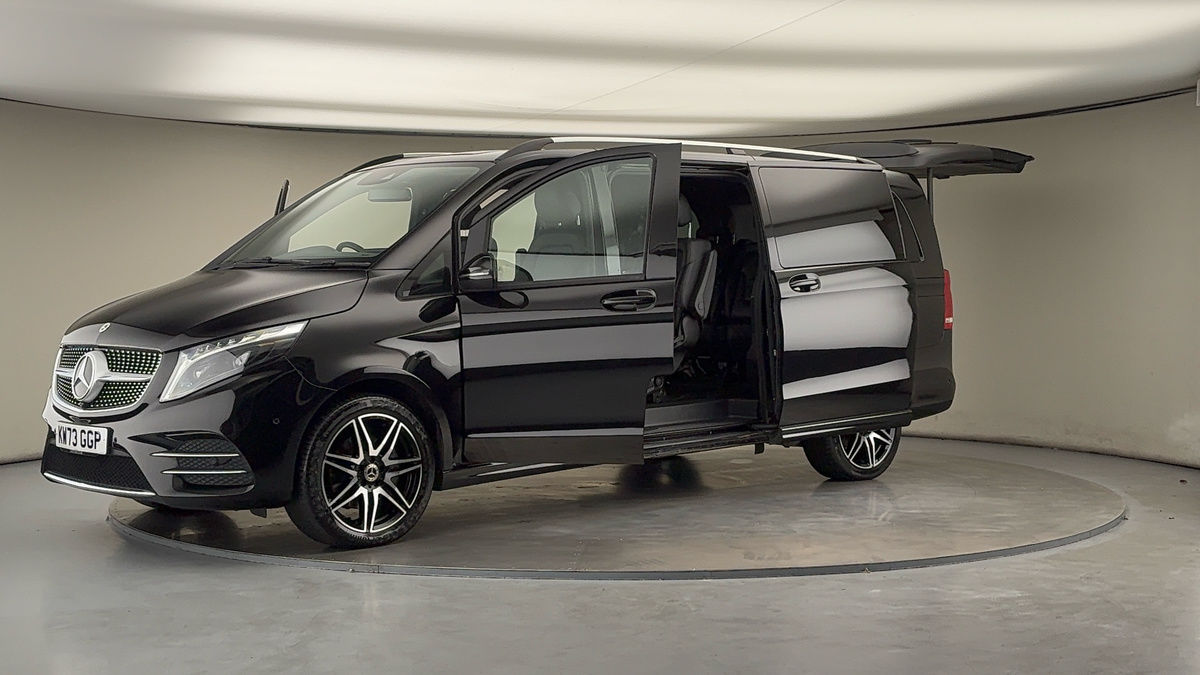 Used Mercedes-Benz V-Class 2023 for sale - 75999272: Photo 22