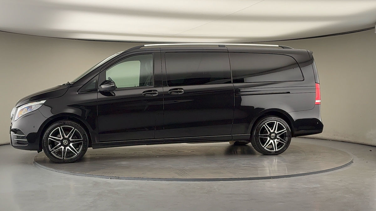 Used Mercedes-Benz V-Class 2023 for sale - 75999272: Photo 28