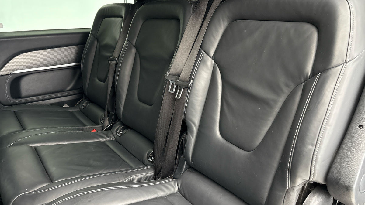 Used Mercedes-Benz V-Class 2023 for sale - 75999272: Photo 8