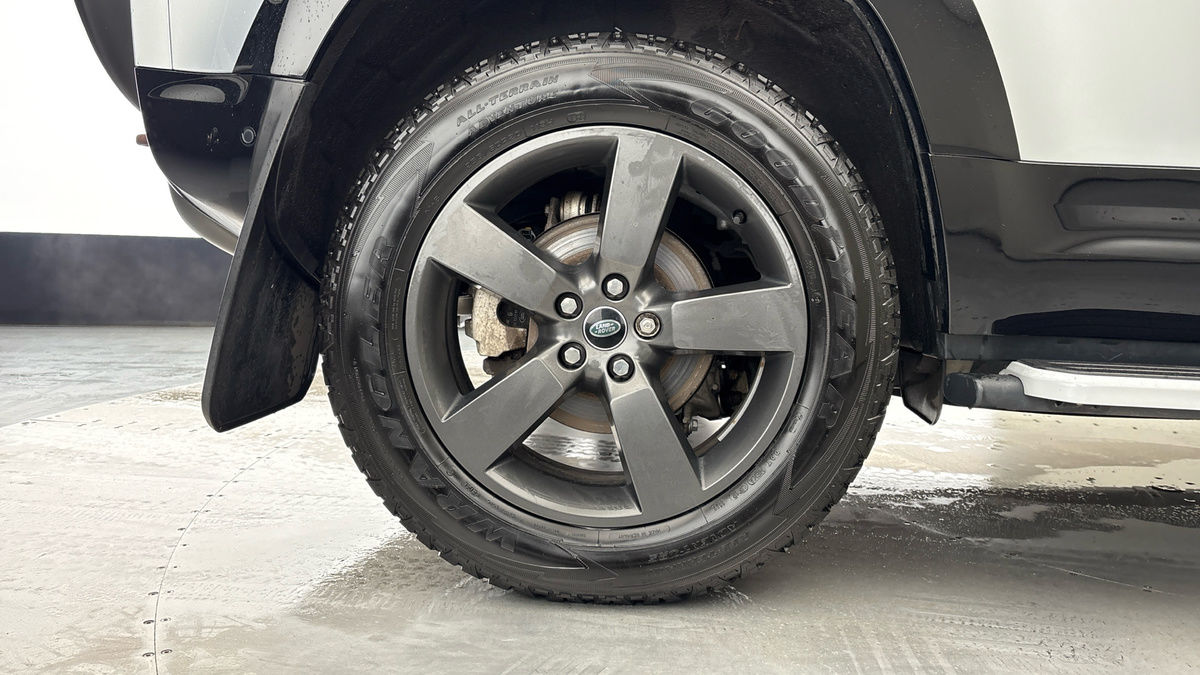 Used Land Rover Defender 110 2022 for sale - 77213246: Photo 10