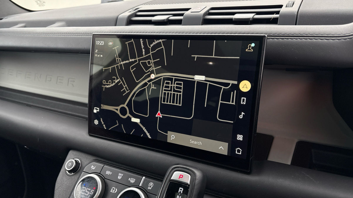 Used Land Rover Defender 110 2022 for sale - 77213246: Photo 17