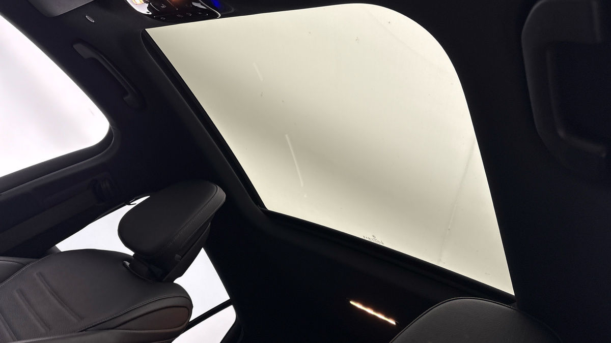 Used Mercedes-Benz GLC 2023 for sale - 77277069: Photo 6