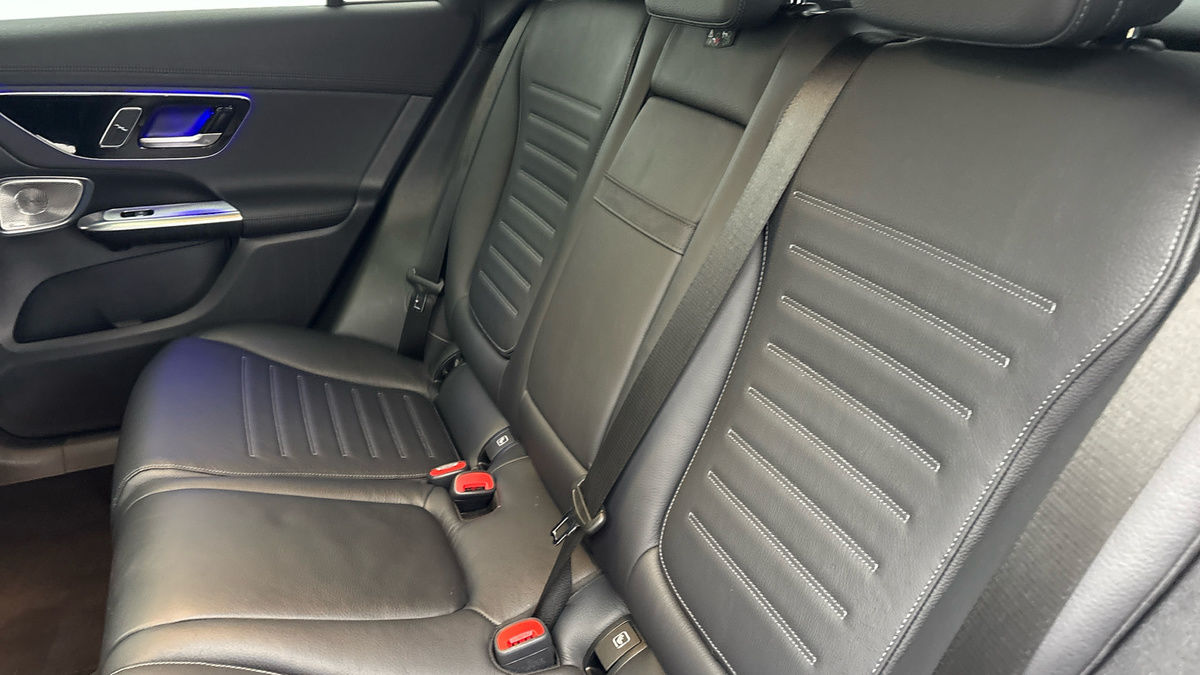 Used Mercedes-Benz GLC 2023 for sale - 77277069: Photo 8