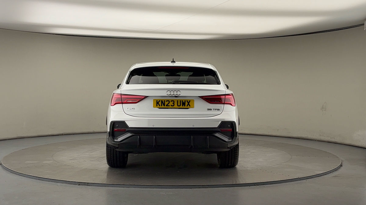 Used Audi Q3 2023 for sale - 76974097: Photo 4