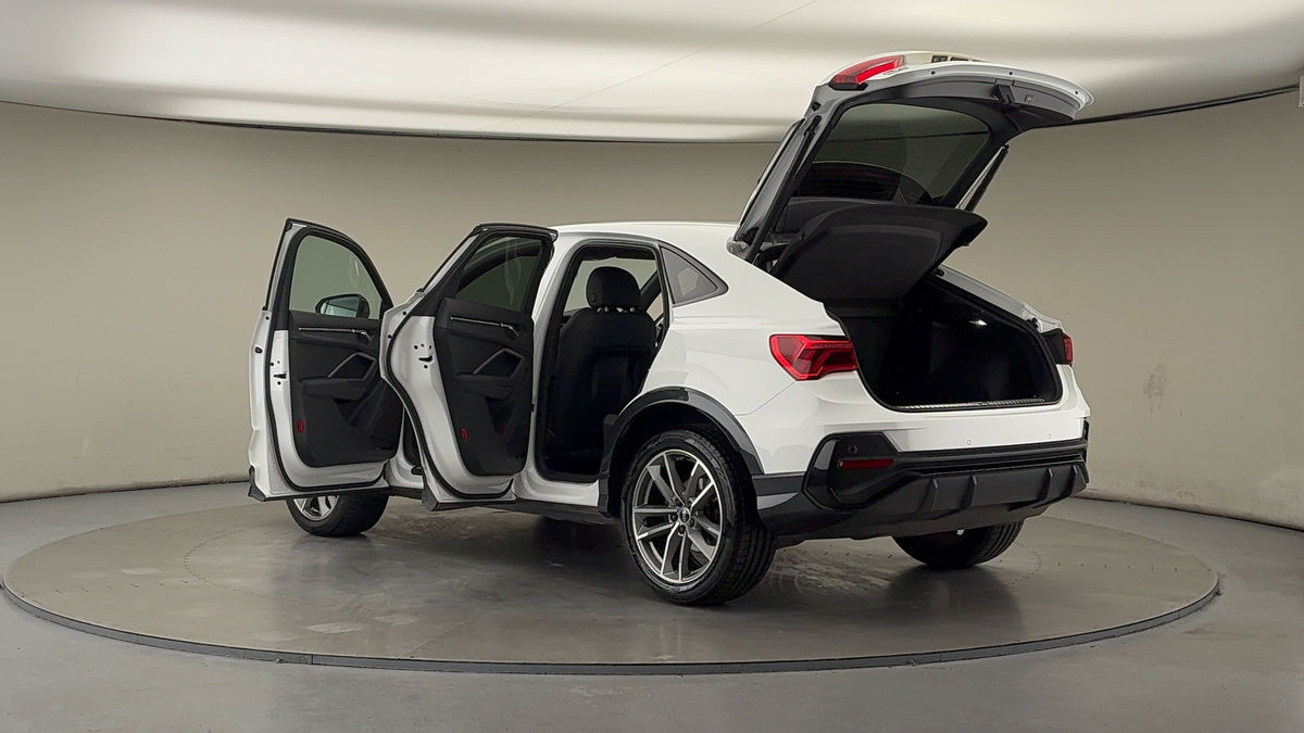 Used Audi Q3 2023 for sale - 76974097: Photo 43