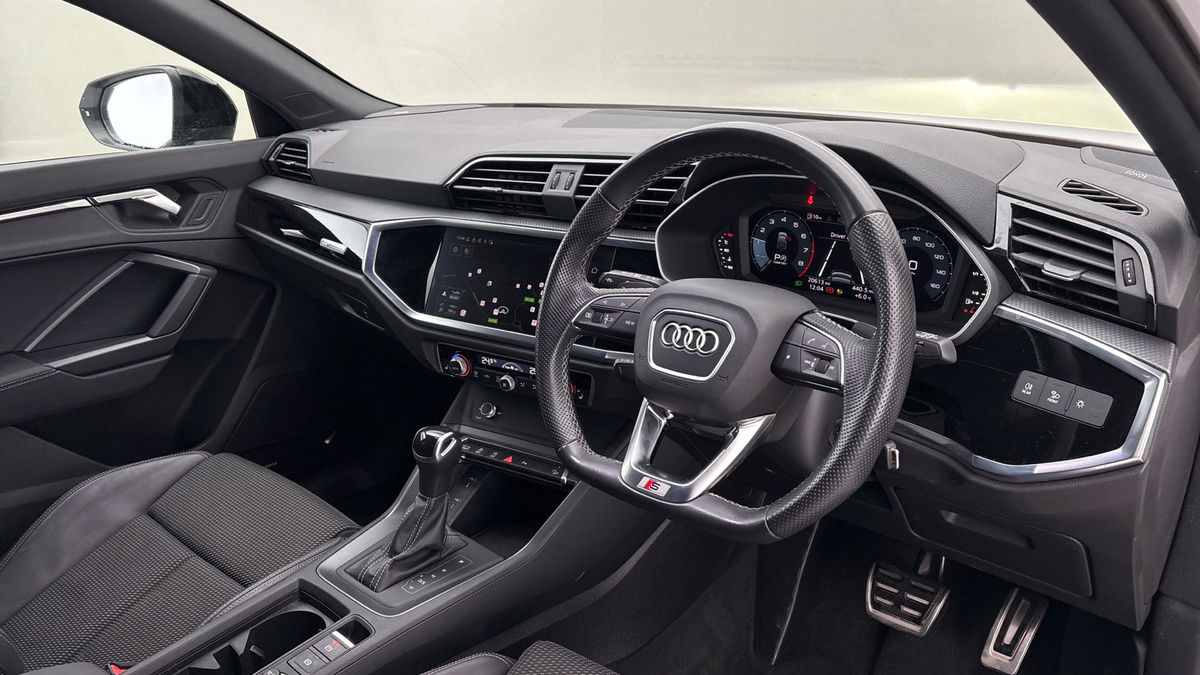 Used Audi Q3 2023 for sale - 76974097: Photo 5