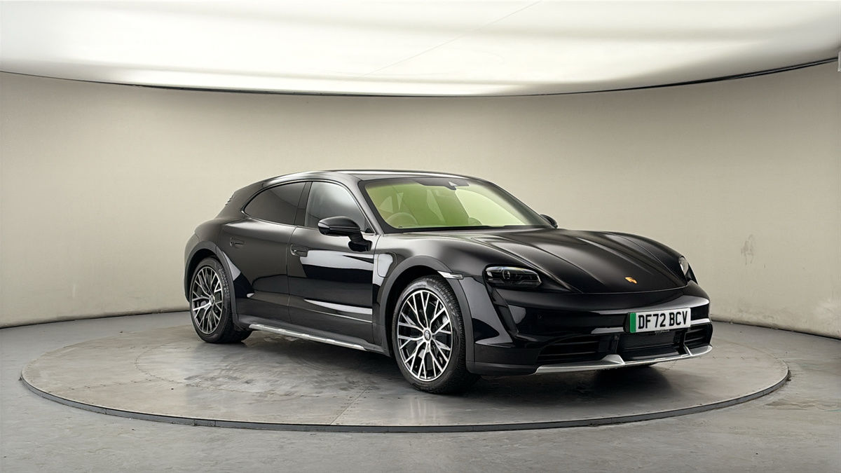 Used Porsche Taycan 2022 for sale - 77937575: Photo 1