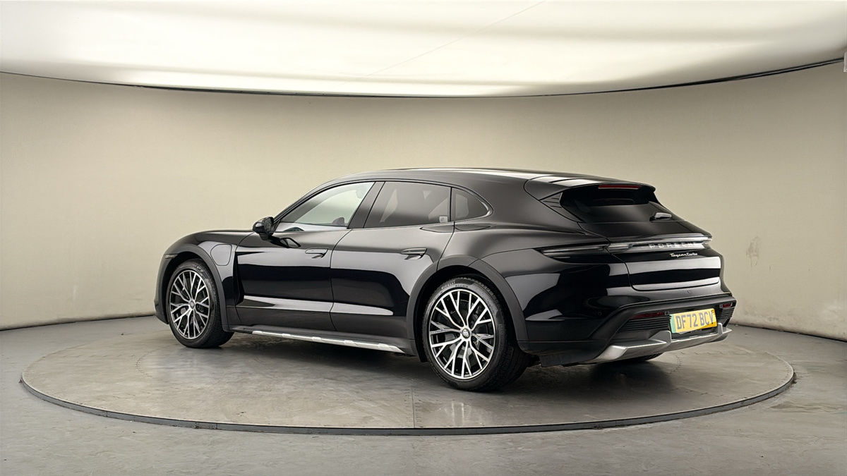 Used Porsche Taycan 2022 for sale - 77937575: Photo 29