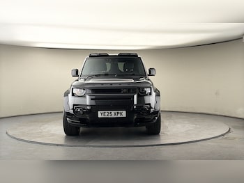 Used Land Rover Defender 90 2025 for sale - 78004147: Photo