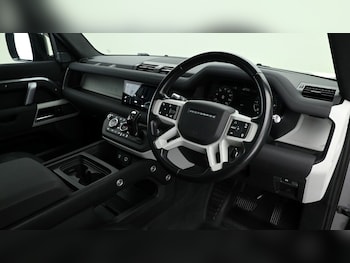 Used Land Rover Defender 110 2021 for sale - 74474116: Photo