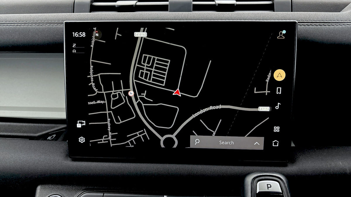 Used Land Rover Defender 110 2023 for sale - 76559621: Photo 17