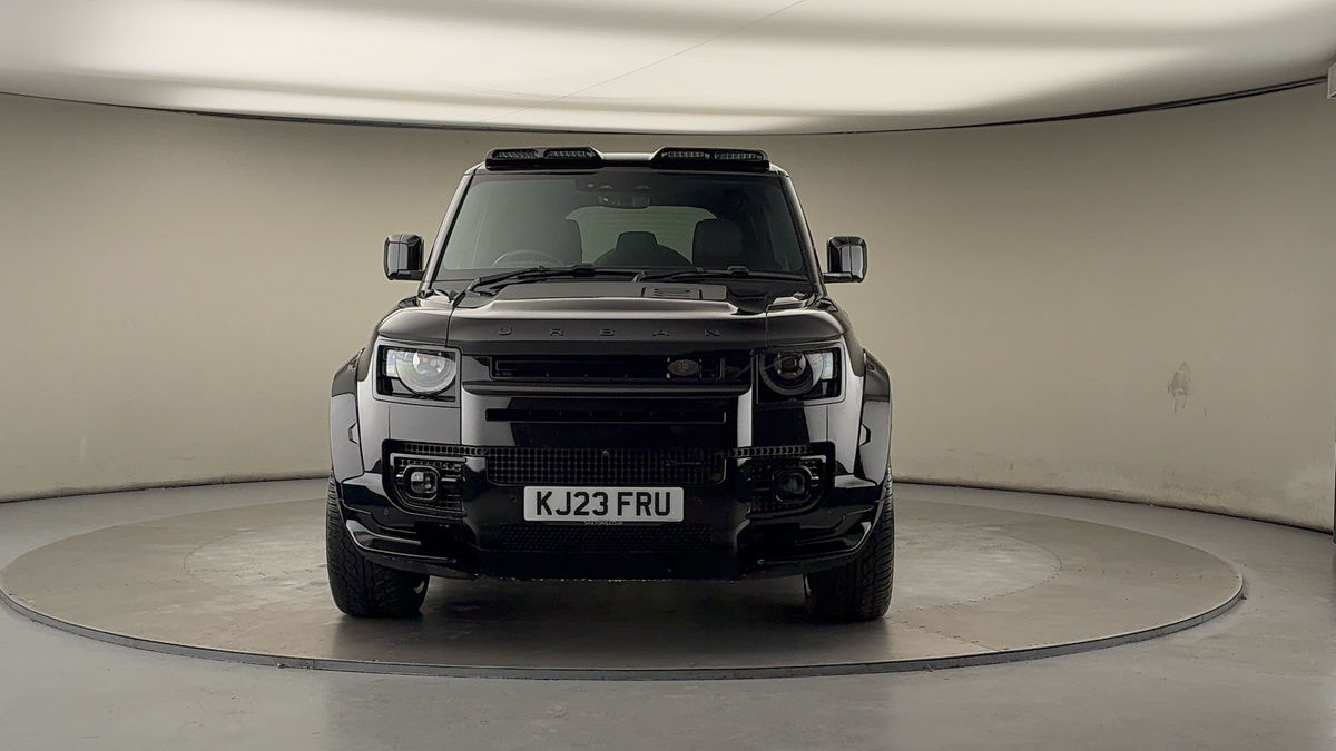 Used Land Rover Defender 110 2023 for sale - 76559621: Photo 3