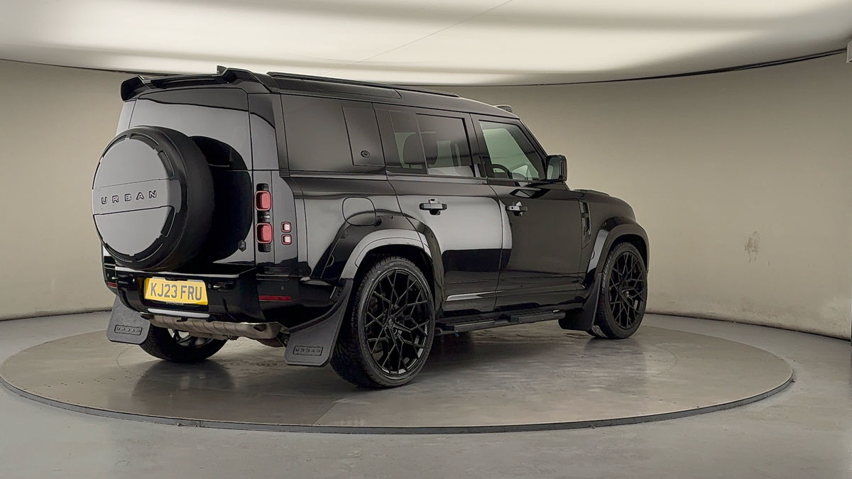 Used Land Rover Defender 110 2023 for sale - 76559621: Photo 45