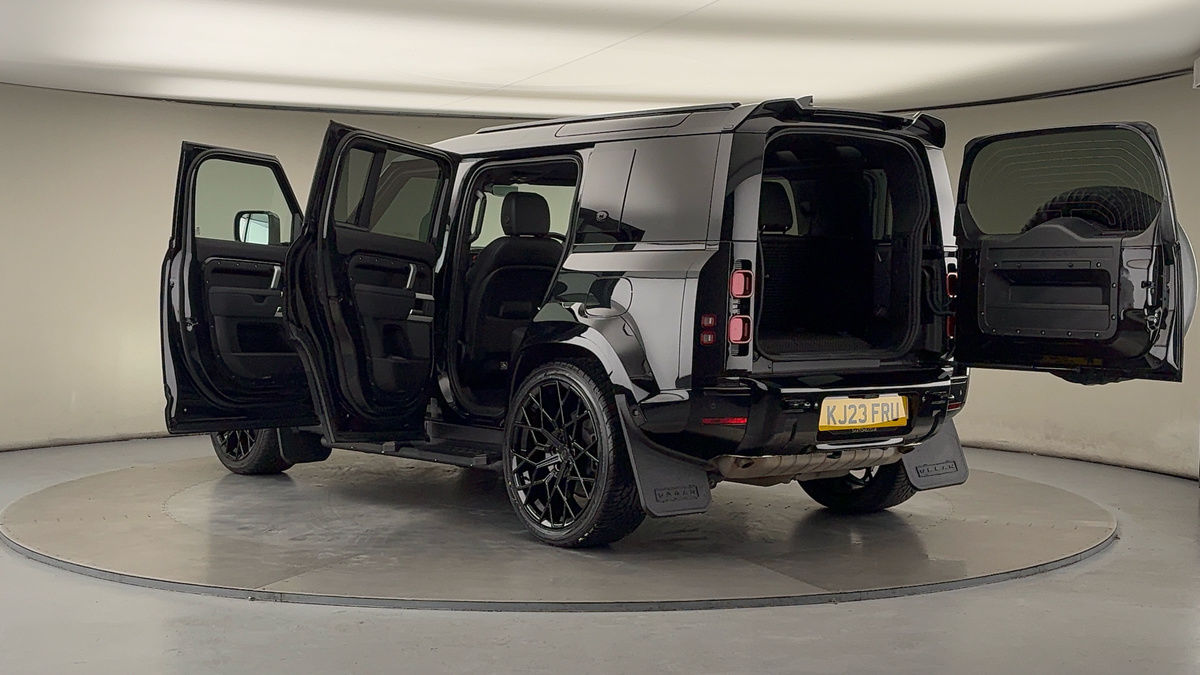 Used Land Rover Defender 110 2023 for sale - 76559621: Photo 49