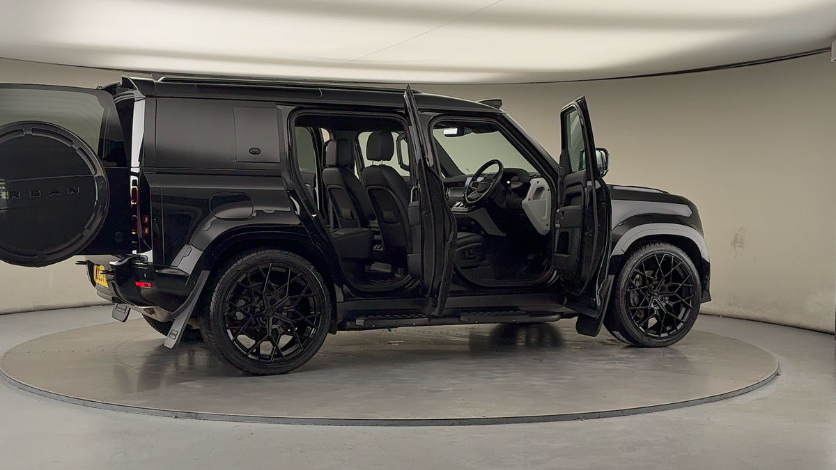 Used Land Rover Defender 110 2023 for sale - 76559621: Photo 63