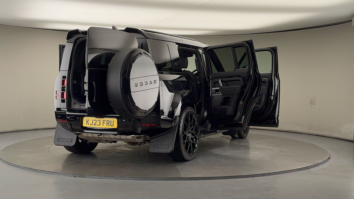 Used Land Rover Defender 110 2023 for sale - 76559621: Photo 65