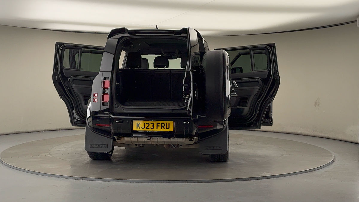 Used Land Rover Defender 110 2023 for sale - 76559621: Photo 66