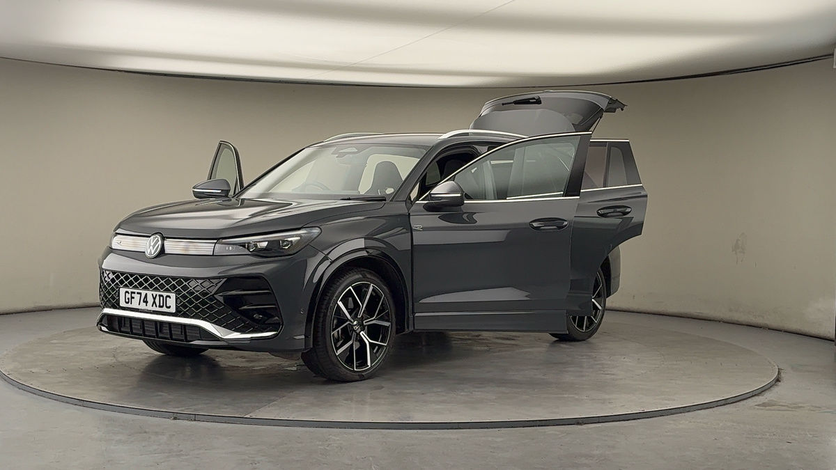 Used Volkswagen Tiguan 2024 for sale - 77681555: Photo 49