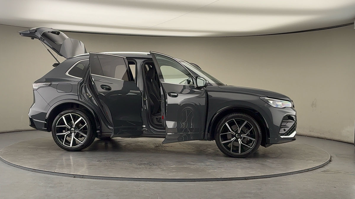 Used Volkswagen Tiguan 2024 for sale - 77681555: Photo 55