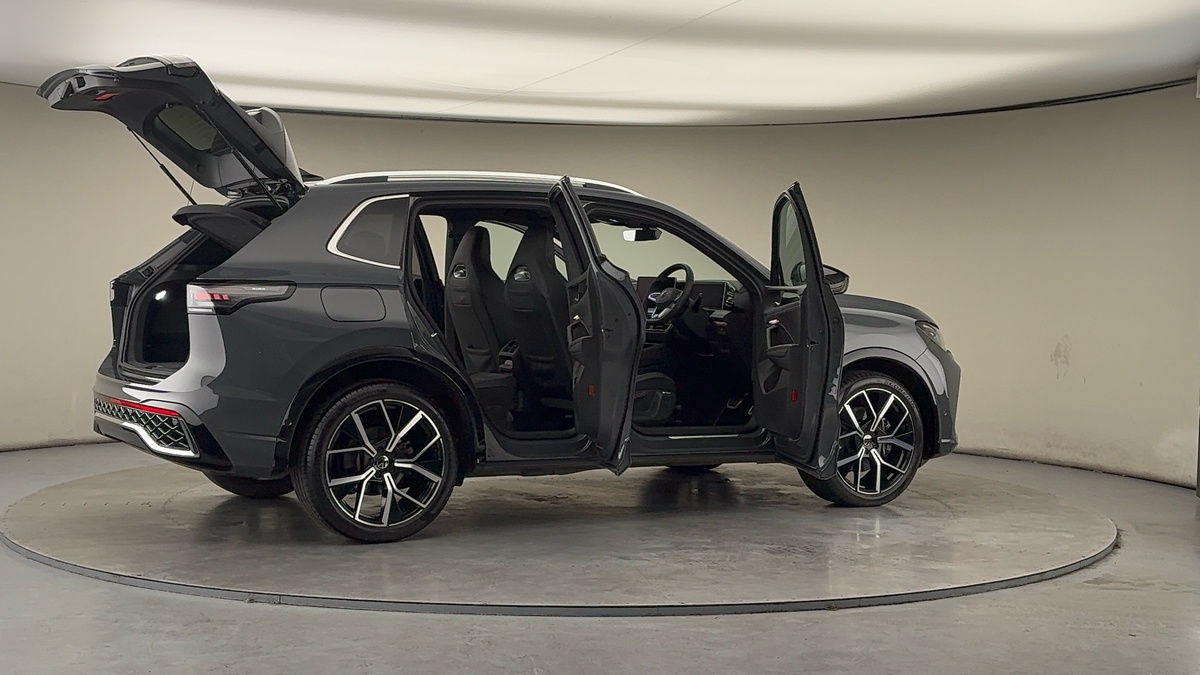 Used Volkswagen Tiguan 2024 for sale - 77681555: Photo 57