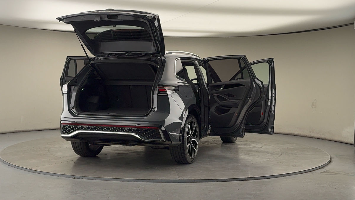 Used Volkswagen Tiguan 2024 for sale - 77681555: Photo 59