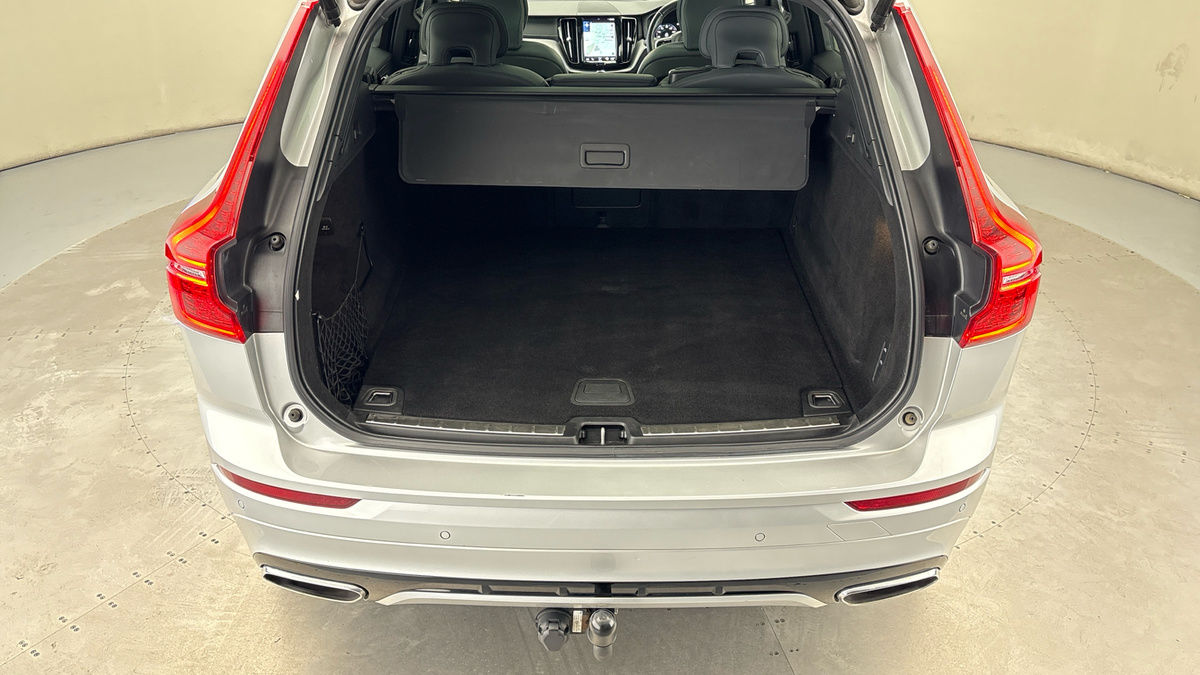 Used Volvo XC60 2020 for sale - 77213260: Photo 11