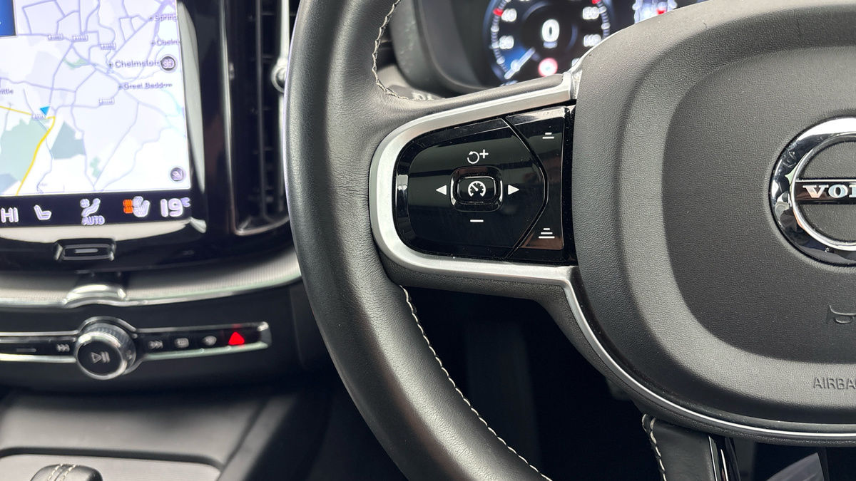 Used Volvo XC60 2020 for sale - 77213260: Photo 13