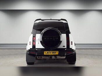 Used Land Rover Defender 110 2021 for sale - 78228419: Photo