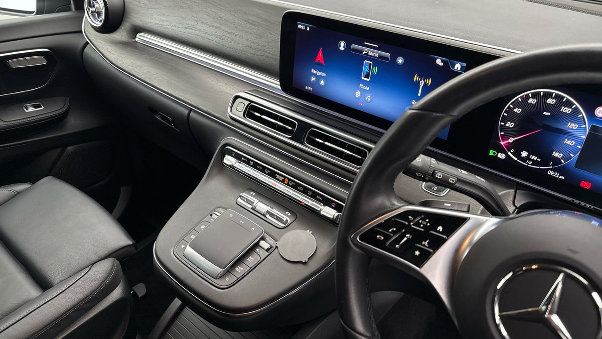 Used Mercedes-Benz V-Class 2024 for sale - 78213282: Photo 18