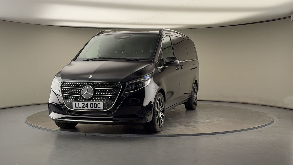 Used Mercedes-Benz V-Class 2024 for sale - 78213282: Photo 32