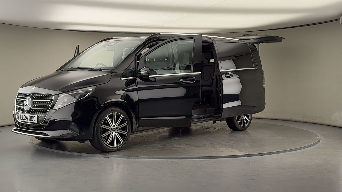 Used Mercedes-Benz V-Class 2024 for sale - 78213282: Photo 50