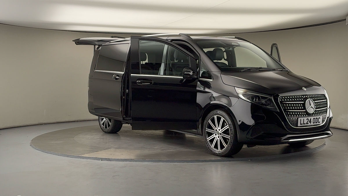 Used Mercedes-Benz V-Class 2024 for sale - 78213282: Photo 54