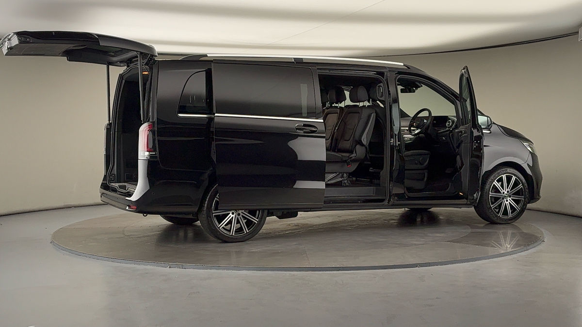 Used Mercedes-Benz V-Class 2024 for sale - 78213282: Photo 58