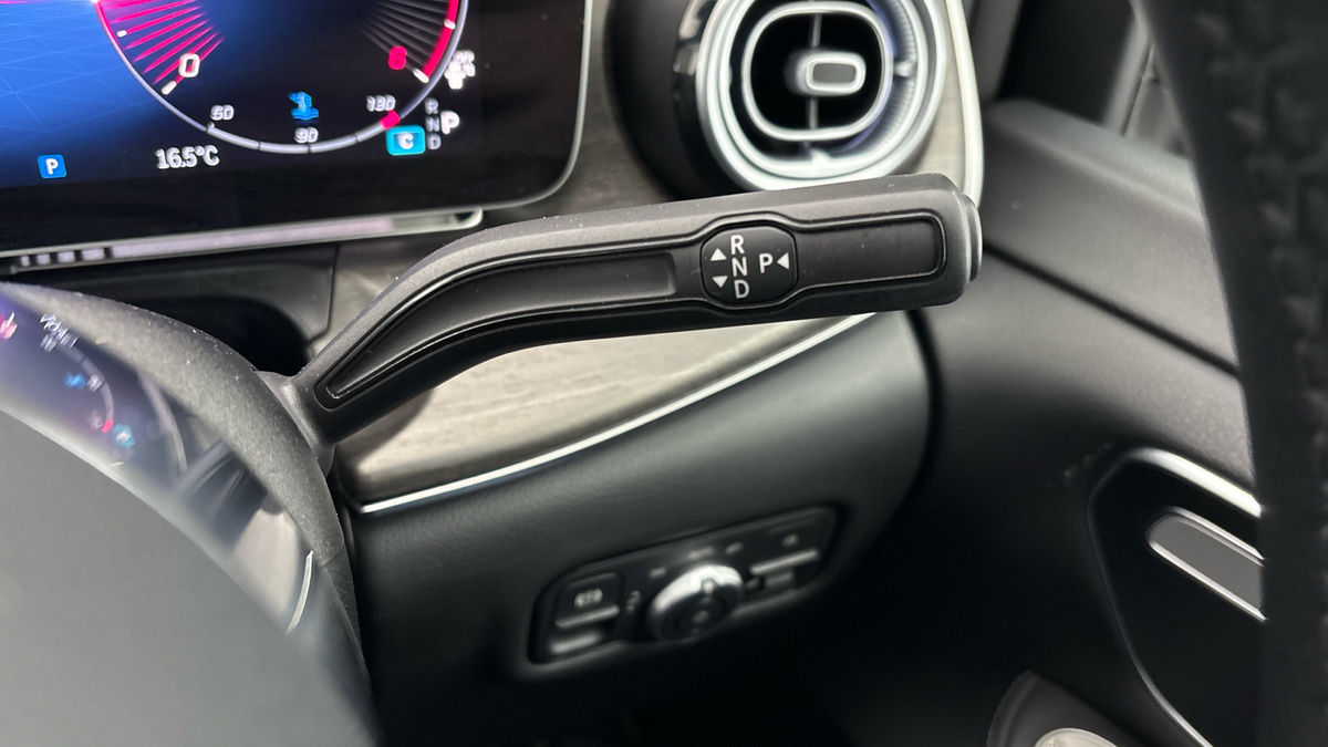 Used Mercedes-Benz V-Class 2024 for sale - 78213282: Photo 6