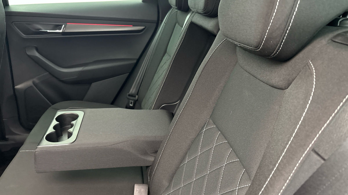 Used Skoda Karoq 2022 for sale - 76784703: Photo 9