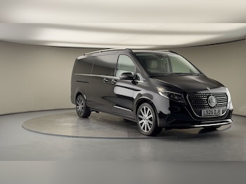 Used Mercedes-Benz V-Class 2025 for sale - 78300134: Photo