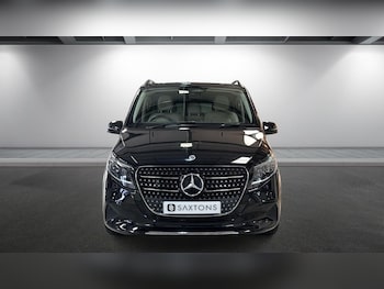 Used Mercedes-Benz V-Class 2024 for sale - 75704595: Photo