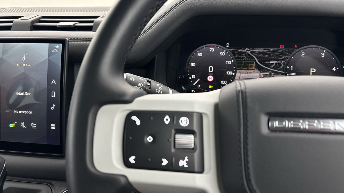 Used Land Rover Defender 2025 for sale - 78018083: Photo 13